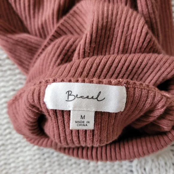 Ribbed Turtleneck - Picture 3 of 3